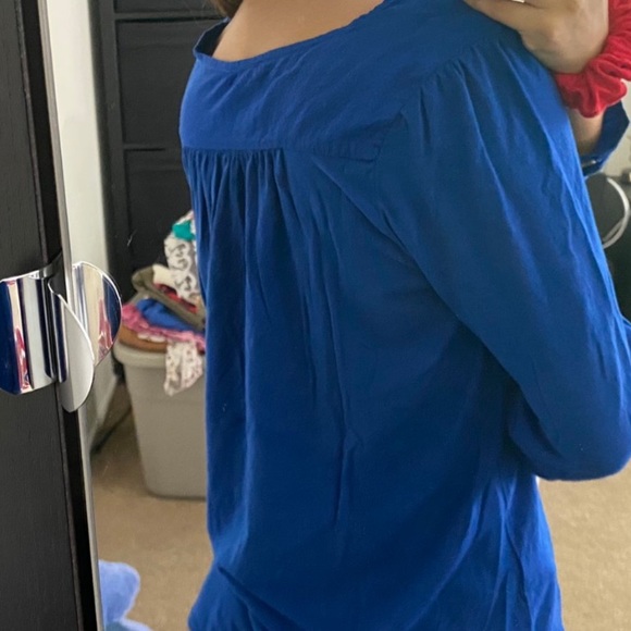 blouse - Picture 3 of 3